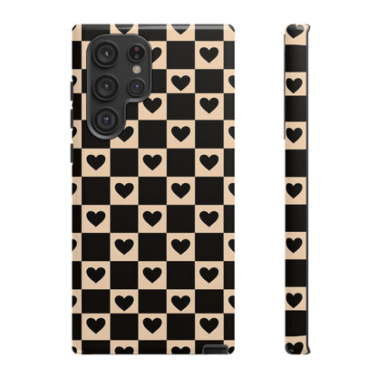 Checkerboard Heart Phone Case – Black & Beige Cute Aesthetic Protective Cover for Iphone, Samsung Galaxy and Pixel