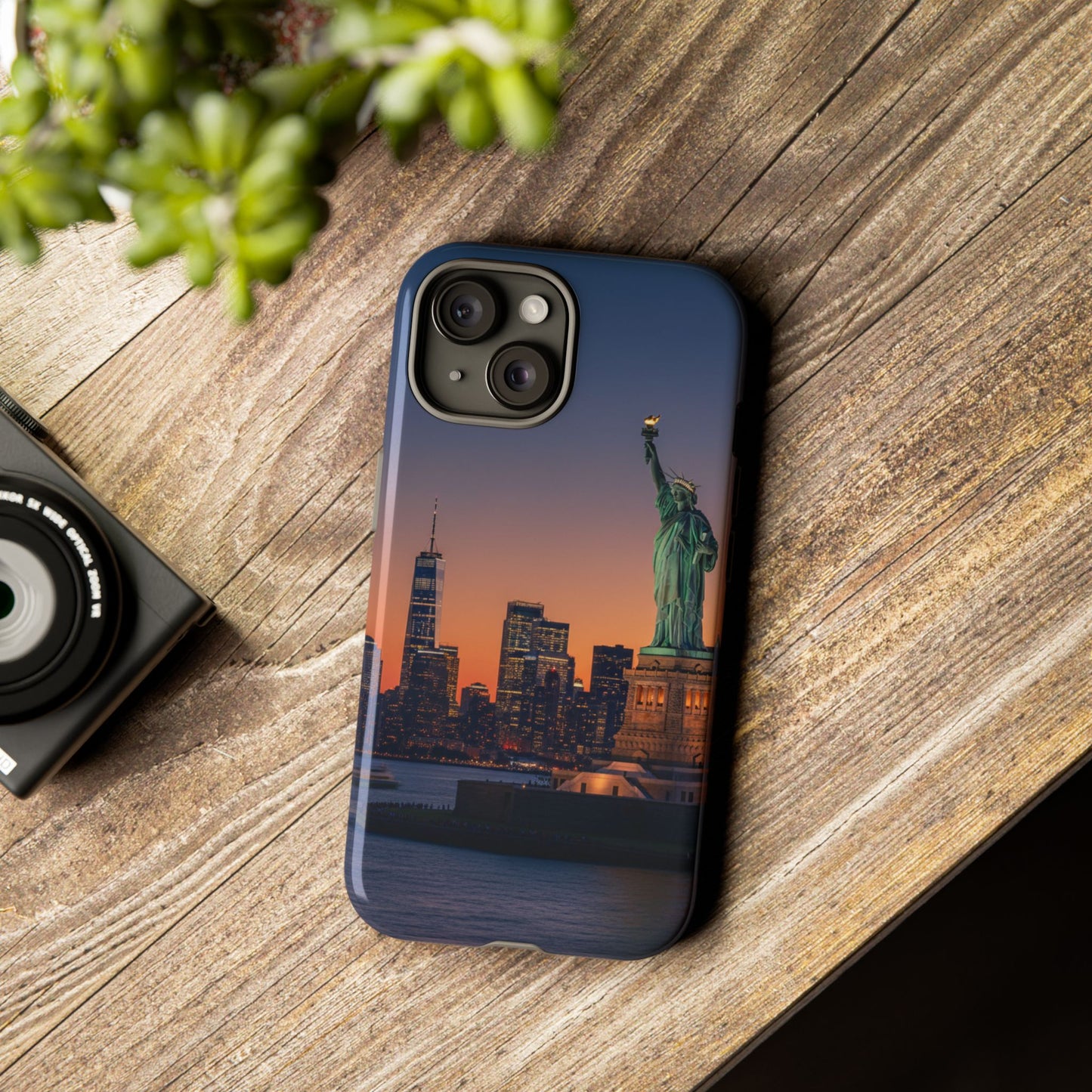 Statue of Liberty Sunset Phone Case – New York City Skyline Travel Aesthetic Tough Case
