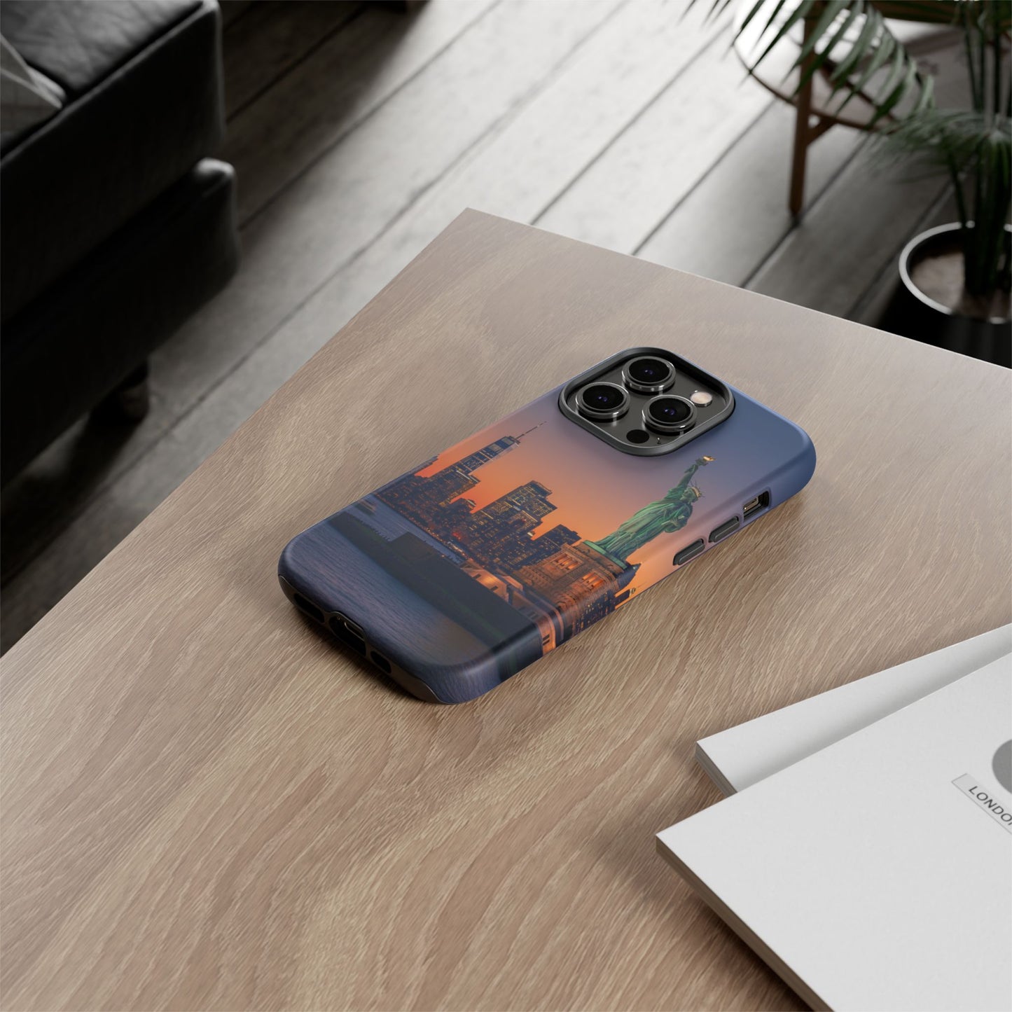 Statue of Liberty Sunset Phone Case – New York City Skyline Travel Aesthetic Tough Case