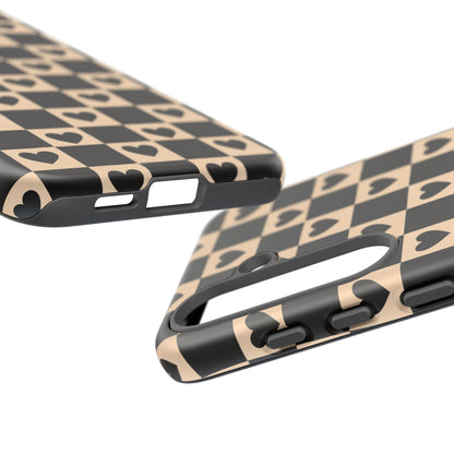 Checkerboard Heart Phone Case – Black & Beige Cute Aesthetic Protective Cover for Iphone, Samsung Galaxy and Pixel