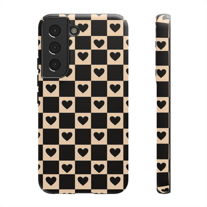 Checkerboard Heart Phone Case – Black & Beige Cute Aesthetic Protective Cover for Iphone, Samsung Galaxy and Pixel