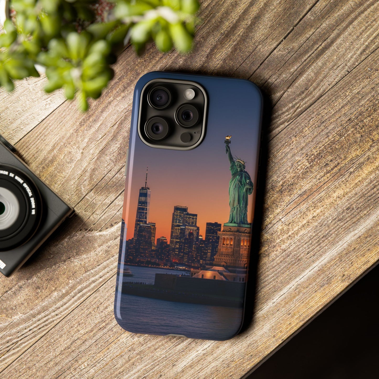 Statue of Liberty Sunset Phone Case – New York City Skyline Travel Aesthetic Tough Case