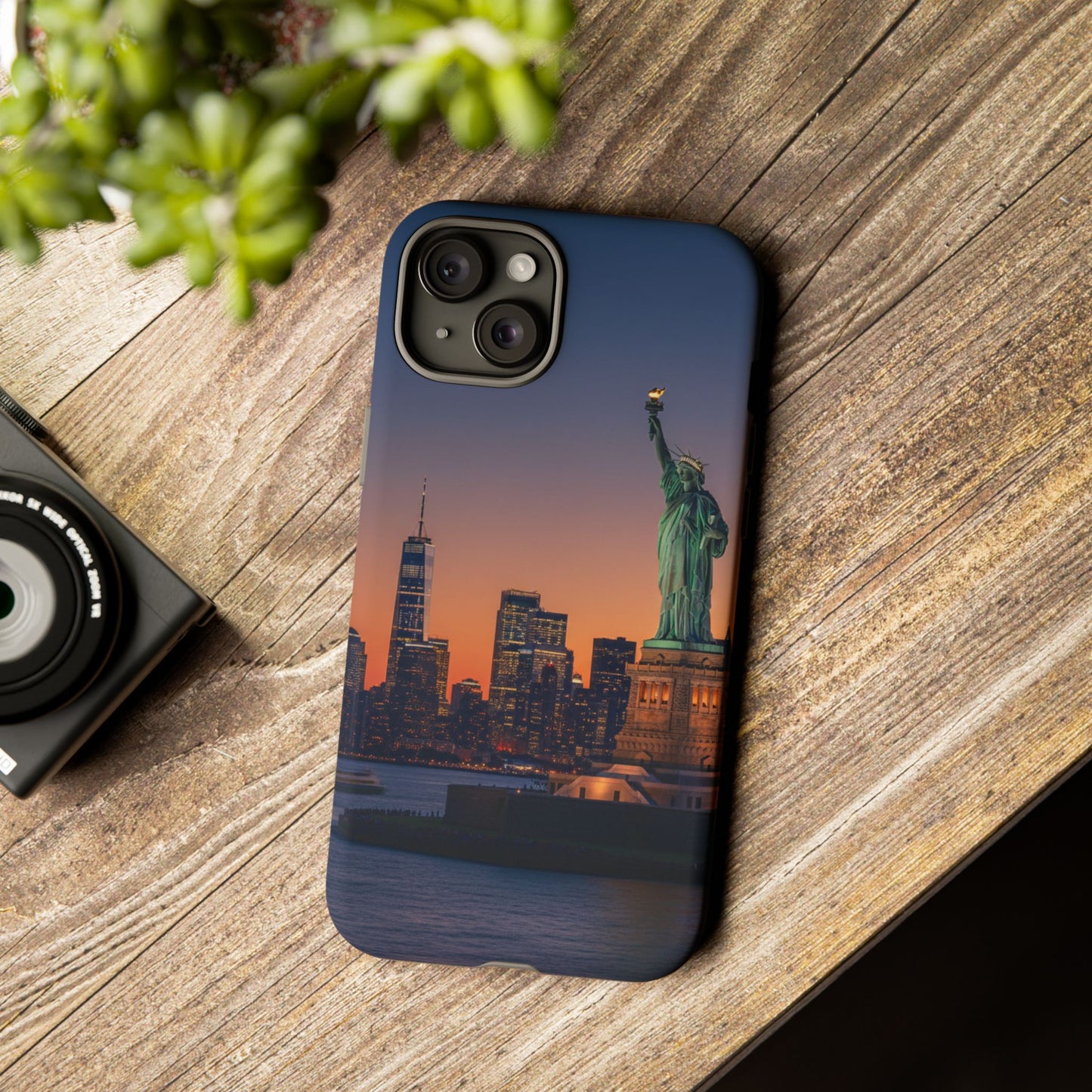 Statue of Liberty Sunset Phone Case – New York City Skyline Travel Aesthetic Tough Case