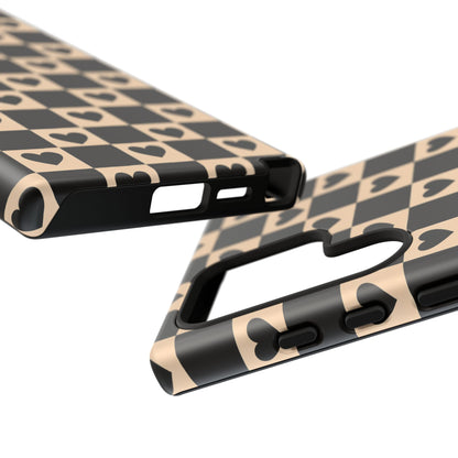 Checkerboard Heart Phone Case – Black & Beige Cute Aesthetic Protective Cover for Iphone, Samsung Galaxy and Pixel