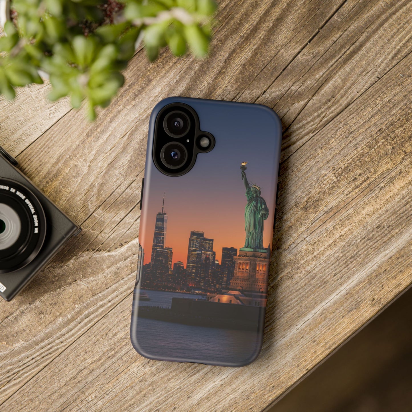 Statue of Liberty Sunset Phone Case – New York City Skyline Travel Aesthetic Tough Case