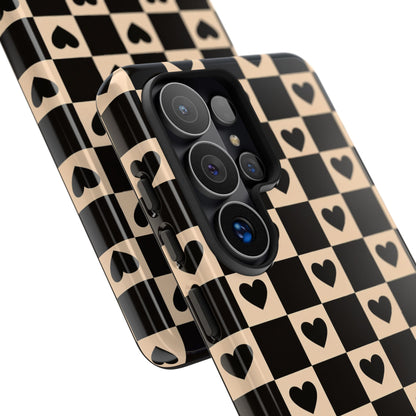 Checkerboard Heart Phone Case – Black & Beige Cute Aesthetic Protective Cover for Iphone, Samsung Galaxy and Pixel