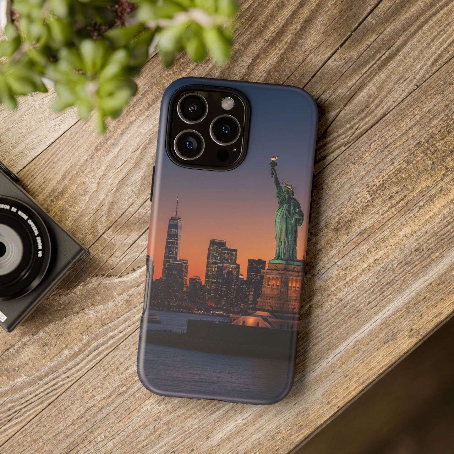 Statue of Liberty Sunset Phone Case – New York City Skyline Travel Aesthetic Tough Case