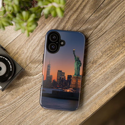 Statue of Liberty Sunset Phone Case – New York City Skyline Travel Aesthetic Tough Case